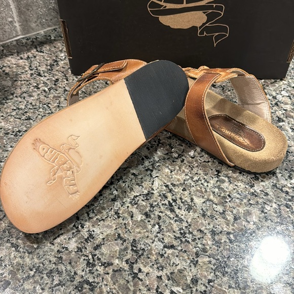 Athena’s - Picture 4 of 7